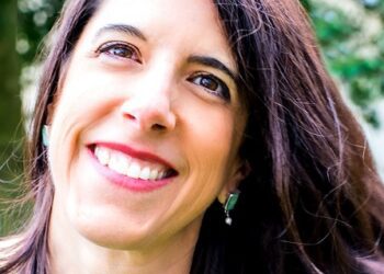 «Tetas»: Una historia natural y no natural