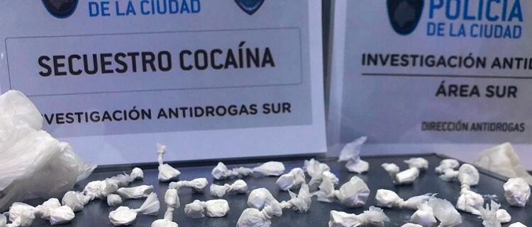 Condenan a tres mujeres por venta de drogas, 48 horas después de ser detenidas por la Policía de la Ciudad