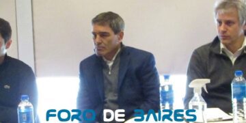 El Ministro de Salud porteño Fernán Quiroz se reunió con vecinos en la Rural de Palermo