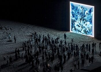 Refik Anadol, el artista digital más influyente del mundo, llega a la Ciudad de Buenos Aires y su obra NFT se exhibirá en el Teatro Colón