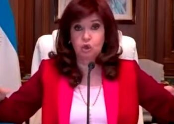 En su alegato, Cristina Fernández acusó a los fiscales de mentir «con calumnias y difamaciones»