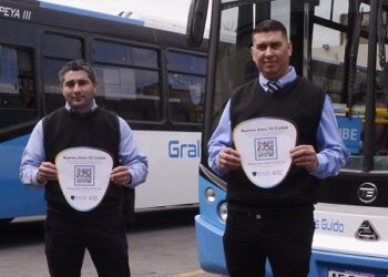 La Ciudad sigue ampliando canales de denuncia: presentó Códigos QR de Seguridad en colectivos