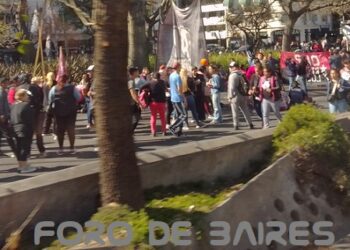 La UTE denunció que el gobierno porteño busca «desaparecer» los «espacios de debate» entre docentes
