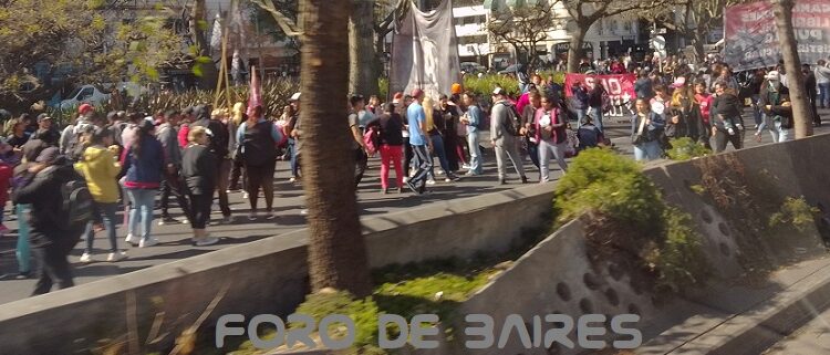 La UTE denunció que el gobierno porteño busca «desaparecer» los «espacios de debate» entre docentes