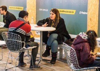 Vuelve Expo Joven: cuándo será la feria y qué herramientas brindará para conseguir trabajo