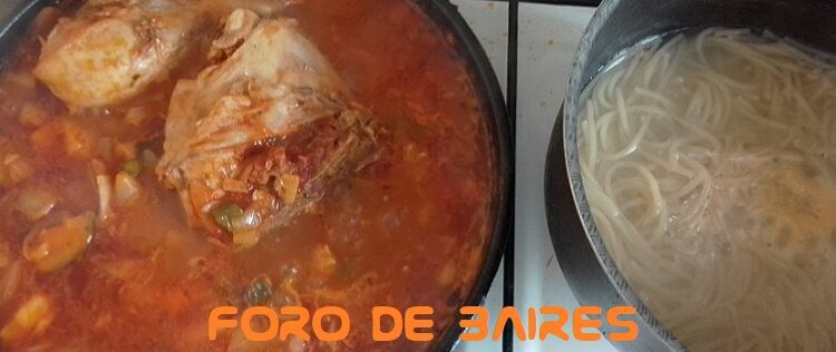 Tallarines con tuco y pollo, y «Mangia come Dio comanda»