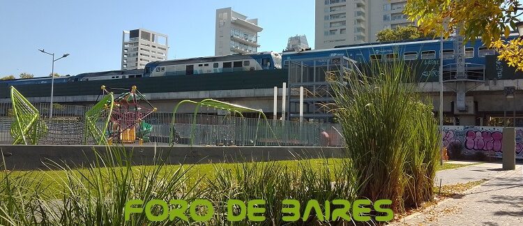 El Ferrocarril San Martín se mete en el verde y resurge como un fantasma en la Ciudad