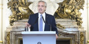 El Presidente encabezará hoy un acto por los primeros tres años de gestión