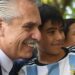 Alberto Fernández: «Disfrutaré la final en casa. En la cancha van a estar los mejores de los nuestros»