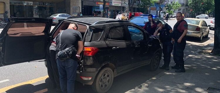 Dos detenidos en San Cristóbal por circular con un arma de guerra