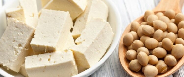 Tofu revuelto como opción al bocado tradicional