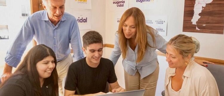 Junto a Macri, Vidal inauguró en Retiro su comando de campaña presidencial