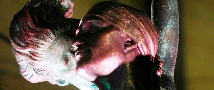 La figura de Leonardo Favio finalmente tiene su escultura