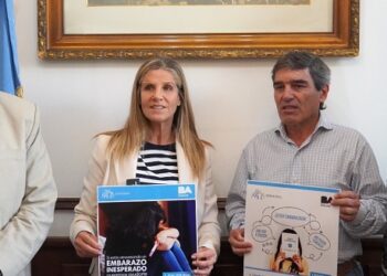 Quirós y Hotton firmaron un acuerdo para iniciar la implementación de la Ley N°27.611 en CABA