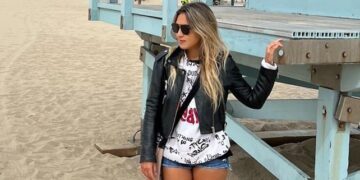 La cantautora argentina Fiona Montt lanza nueva canción pop titulada «C’est La Vie»