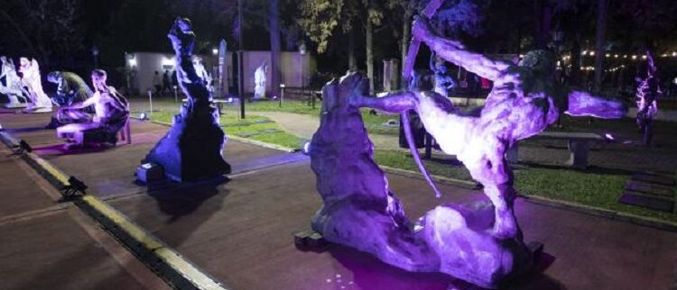 Hoy Sábado, los vecinos podrán disfrutar de «Estatuas bajo las estrellas»
