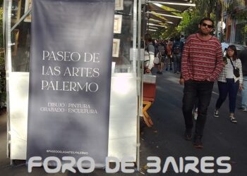 En Palermo, la gente mira y pasea, pero no compra mucho