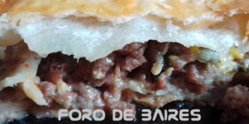 Exquisita tarta de carne picada para comerla sola o acompañada