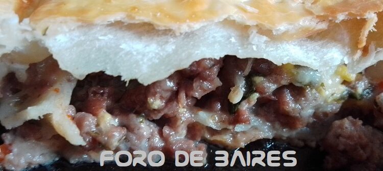 Exquisita tarta de carne picada para comerla sola o acompañada