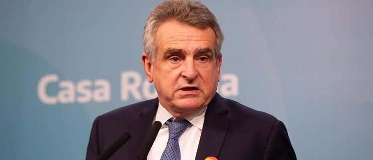 Agustín Rossi afirmó que el compromiso del oficialismo es que «los trabajadores ganen cada vez más»