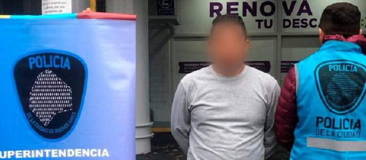 Detienen al “Loco del Bate” en Palermo﻿