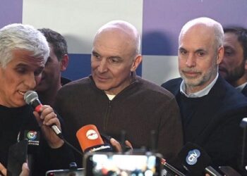 José Luis Espert pide expulsión de la Cámara de Diputados de Bregman, Del Plá y Del Caño