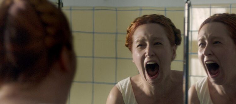 «La bruja de Hitler», una película de Virna Molina y Ernesto Ardito