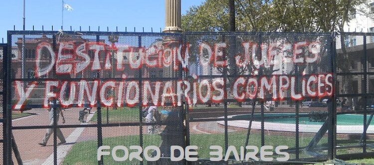 Se inaugura la muestra de fotoperiodistas argentinos «Caminar por las veredas» a 40 años de democracia