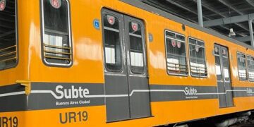 Nueva subasta de 14 vagones de subte en desuso
