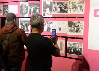«Amorales» en el Museo del Libro: «Todos los sábados había travestis muertas en Panamericana»