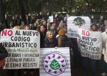 Vecinos de Palermo «abrazaron» al Jardín Botánico contra la muestra privada «Secret Garden»