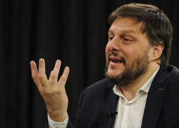Leandro Santoro confía en canalizar el «hartazgo» de los porteños tras 16 años de gestión del PRO