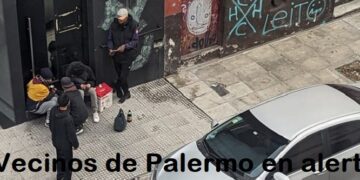 Trapitos drogándose en Pasaje Soria y Uriarte