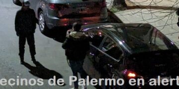Trapitos embisten a una vecina en Pasaje Soria entre Thames y Uriarte