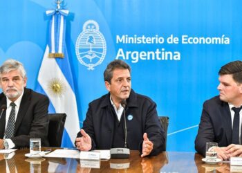Sergio Massa lanza convocatoria para proyectos de investigación en nano y biotecnología