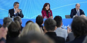 Cecilia Moreau: “Necesitamos que la gente vaya a votar para que no nos despertemos el 11 de diciembre con una Argentina como la del 2001”
