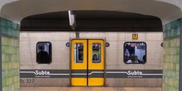Subte: se habilitó la nueva conexión de la Central Obelisco, que mejora la combinación entre las líneas
