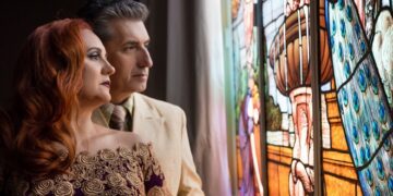 «Amor, ¿es amor?», una versión libre de «Bitácora de un viaje de ida» de Andrea Juliá
