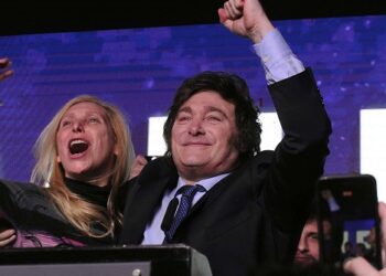 Con más del 30% de los votos, Milei decretó «el fin del modelo de la casta» y la «justicia social»