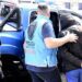 La Policía de la Ciudad detuvo a cinco personas (cuatro hombres y una mujer) por vender dosis de cocaína y marihuana en un local de reparación y venta de celulares ubicado en una galería del barrio de Balvanera