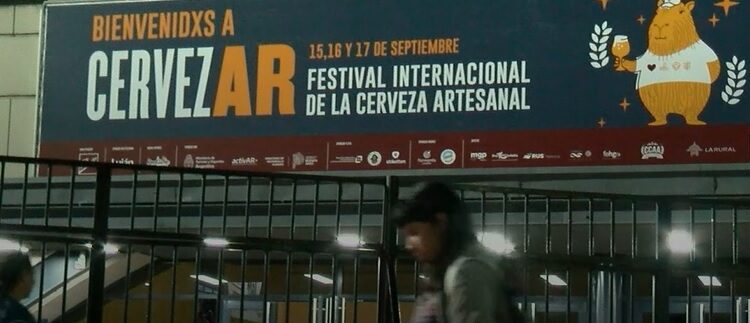 Continúa la segunda edición del Festival Internacional de Cerveza Artesanal
