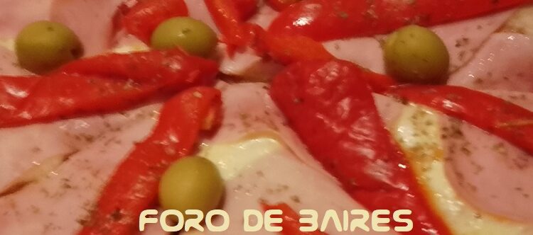 Pizza con jamón y morrones, una de las mas tradicionales y ricas de la Argentina