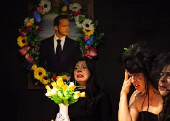 «Lo de Bernarda», una obra de Vivian Luz