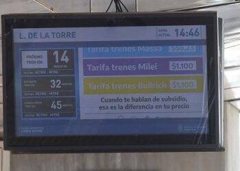 Sergio Massa defendió campaña en transporte público sobre posibilidad de renunciar a subsidios
