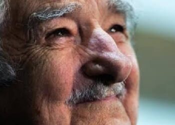 José «Pepe» Mujica: «Si pudiera votar, votaría por Massa con las dos manos»