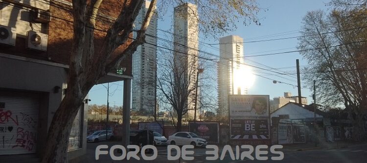 ¿Cómo afecta la contaminación sonora en los habitantes de una vivienda?
