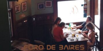Don Victoriano: «El Gato  Negro», un bar que ofrece perfume seductor de especias  y granos de café
