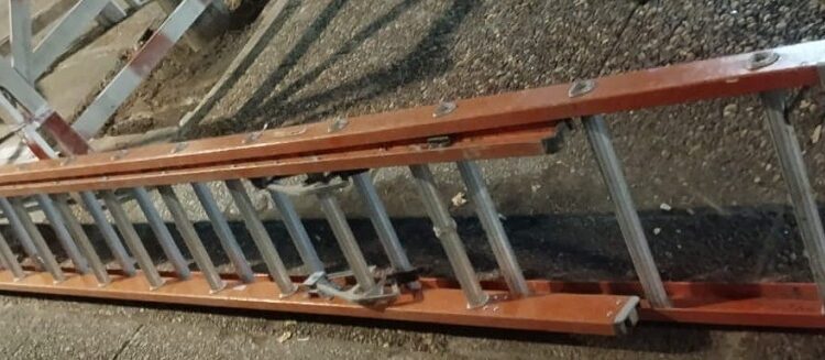 La Policía de la Ciudad detuvo a un ladrón y recuperó una escalera robada