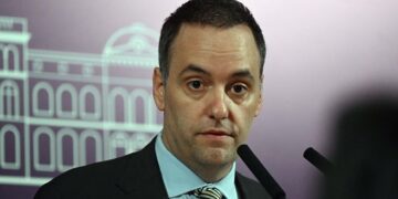 El Gobierno prepara los últimos detalles de la ley ómnibus para presentarla en forma «inminente»