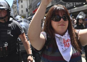 La justicia rechazó la cautelar de la CGT porque el DNU todavía no entró en vigencia
